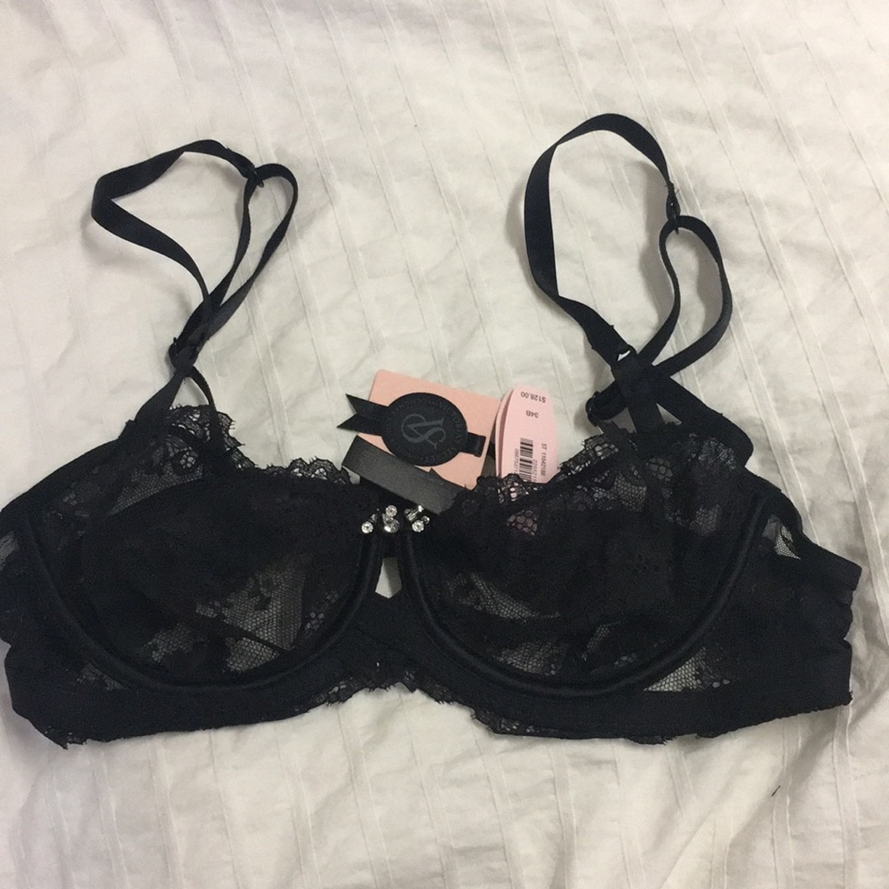 NWT Victoria’s Secret Designer Collection Bra 34B